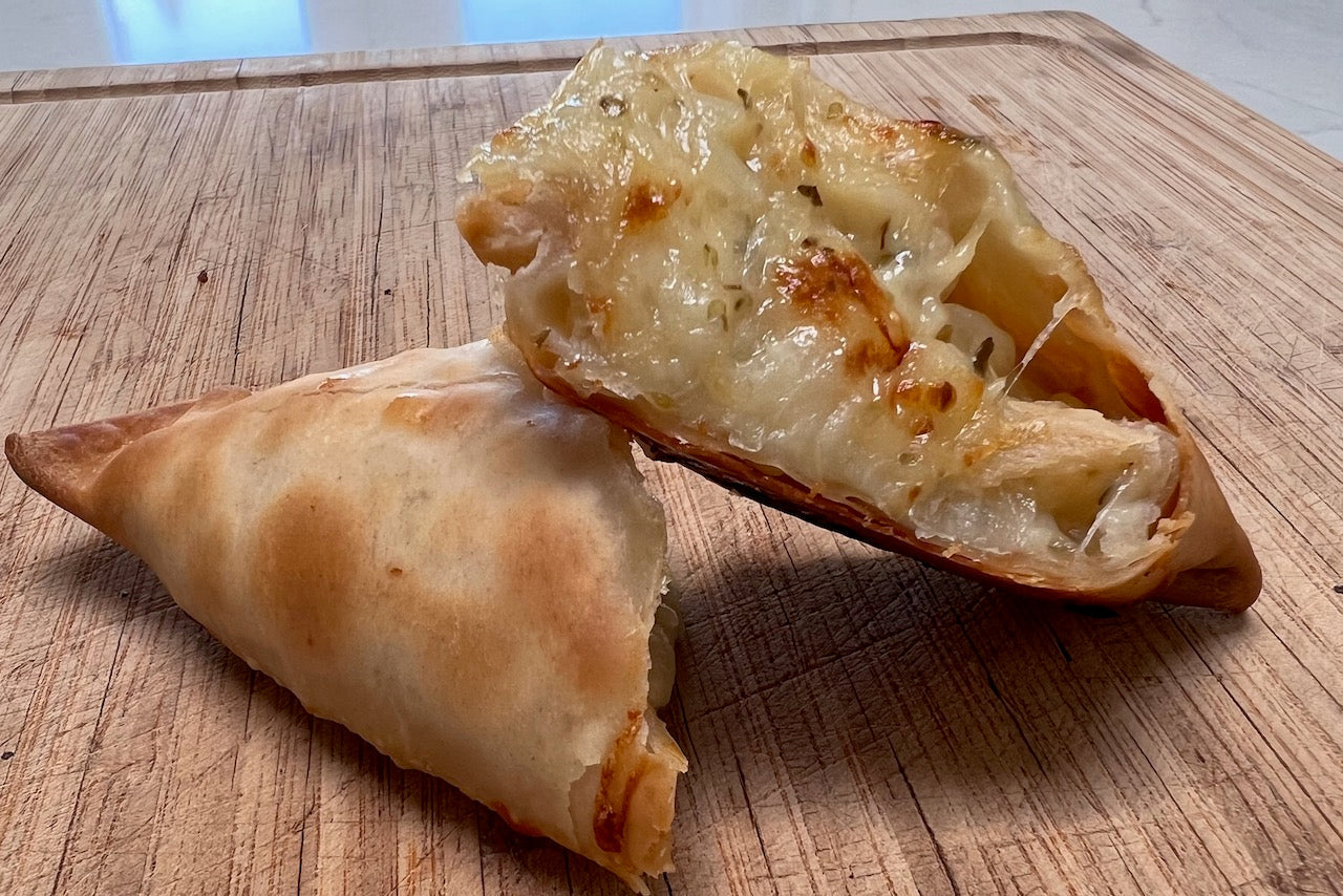 Fugazzeta - Onion & Cheese